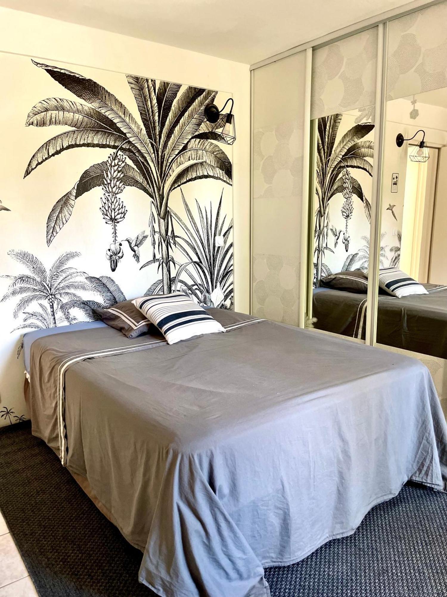 Les Pinsons Apartment La Ciotat Ngoại thất bức ảnh